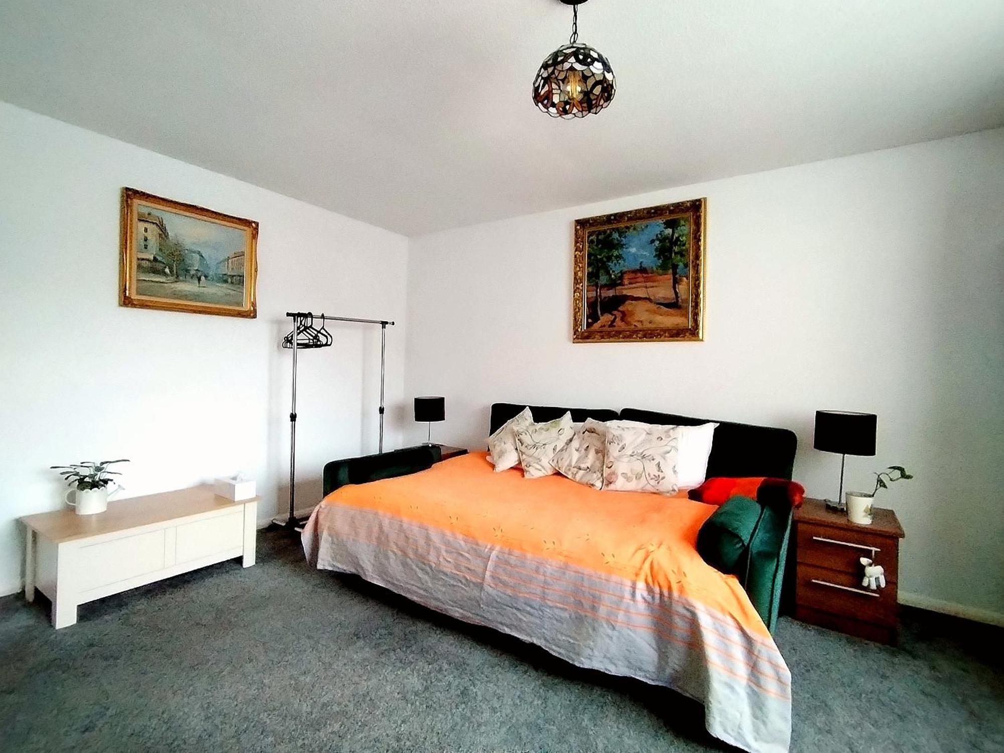 Home Away Home Near Heathrow Airport Cowley (Greater London) Exterior foto